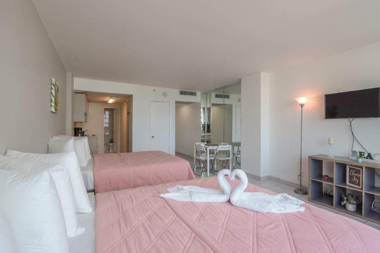 מיאמי ביץ' Castle Beach Suites By Vacation Media מראה חיצוני תמונה