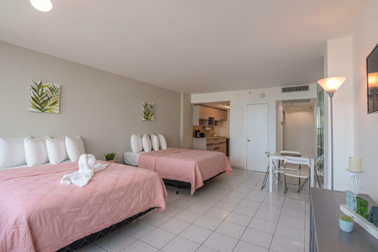 מיאמי ביץ' Castle Beach Suites By Vacation Media מראה חיצוני תמונה