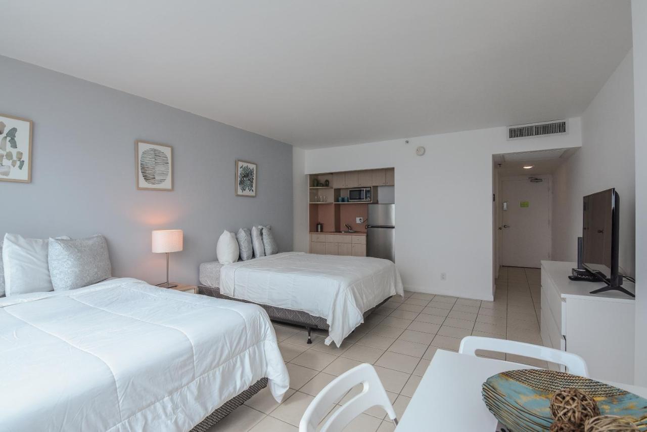 מיאמי ביץ' Castle Beach Suites By Vacation Media מראה חיצוני תמונה